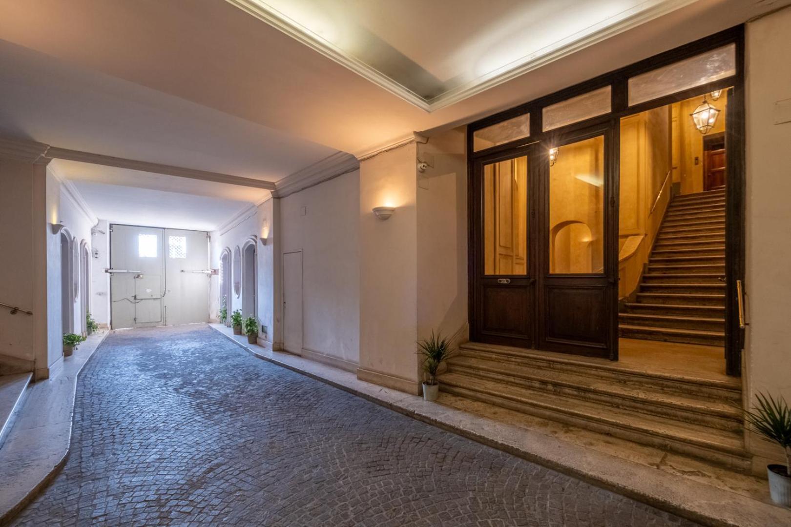 Elegant And Luxury Apartment @Altare Della Patria Rome Buitenkant foto