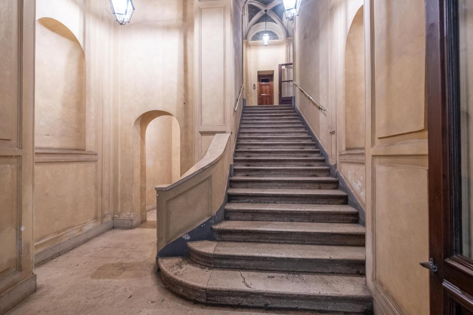 Elegant And Luxury Apartment @Altare Della Patria Rome Buitenkant foto